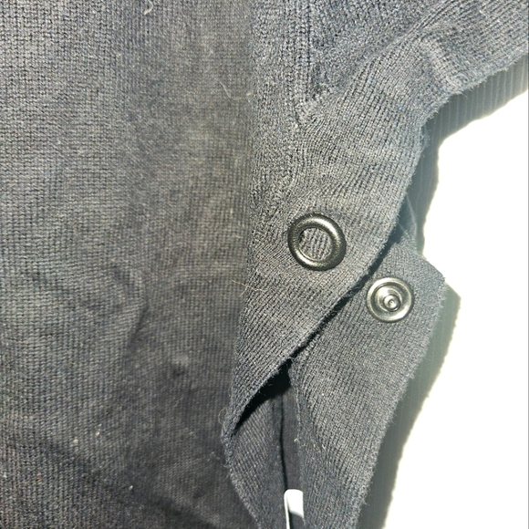 Reitmans Poncho - Picture 2 of 4